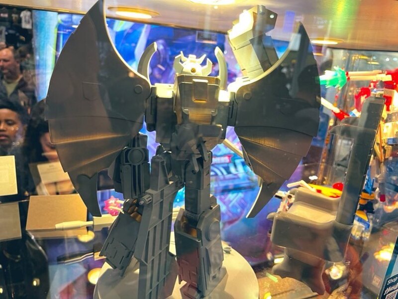 Image Of Transformers Deathsaurus From MCM London 2022  (6 of 9)